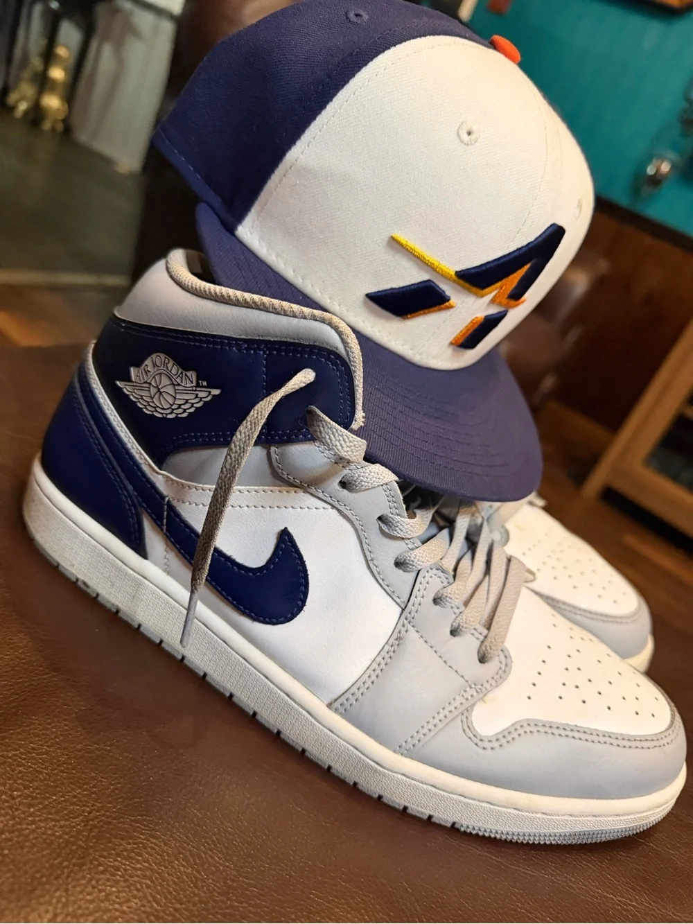 Jordan 1 Mid Men’s Sneakers - White, Navy & Light Gray